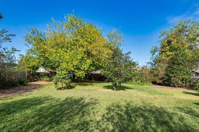 Foto del edificio - 17618 Autumn Trails Ln