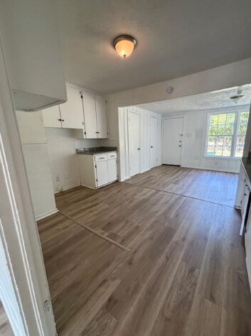 Building Photo - 2913 Avenue A