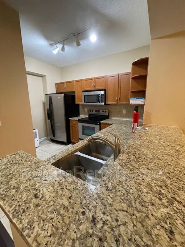 Foto del edificio - 10435 Mid Town Pkwy