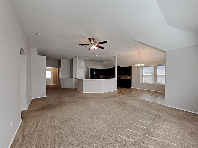 Foto del edificio - 632 Hutchins Dr