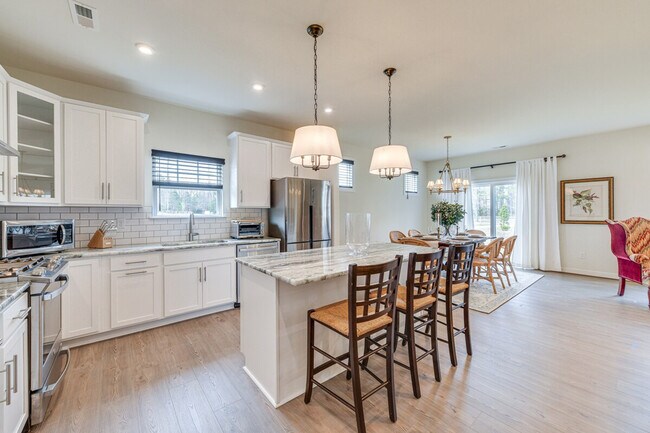 Foto del edificio - 1706 Mainsail Ln