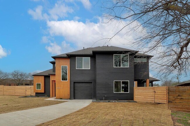 Building Photo - 6900 Reese Ln