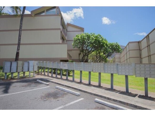 Foto del edificio - 2 bedroom Townhouse in Makaha Valley