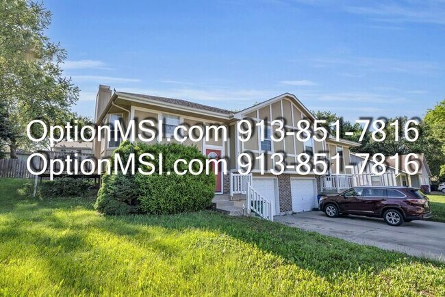 Foto del edificio - Spacious Townhome!