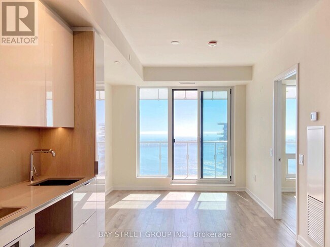 Photo du bâtiment - 28 Freeland St