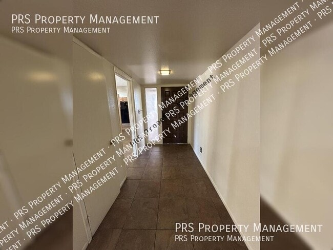 Foto del edificio - 3729 S Kenneth Pl