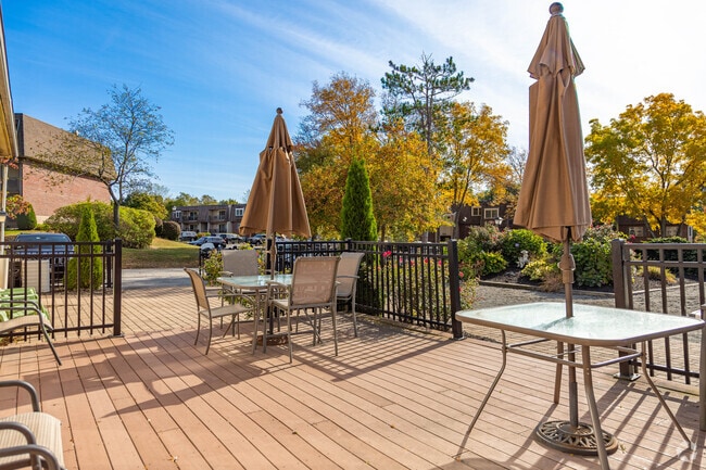 Clubhouse outdoor space - Folly Hill Meadows