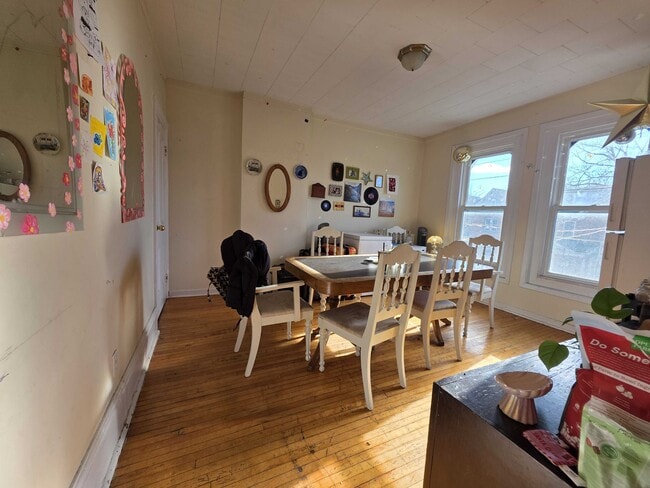 Photo du bâtiment - 493 Johnson St