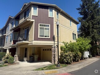Building Photo - 402 NE Patricia Ann Pl