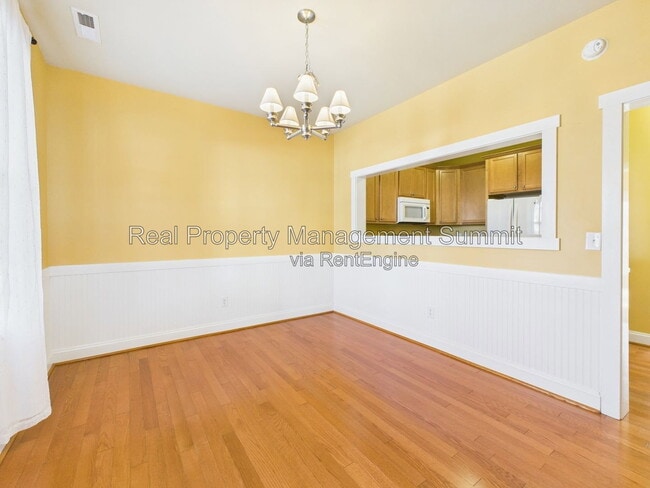 Foto del edificio - 350 Marquette Ct