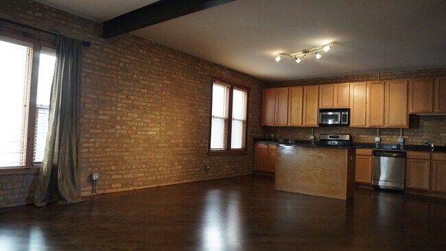 Foto del edificio - 1622 W Columbia Ave