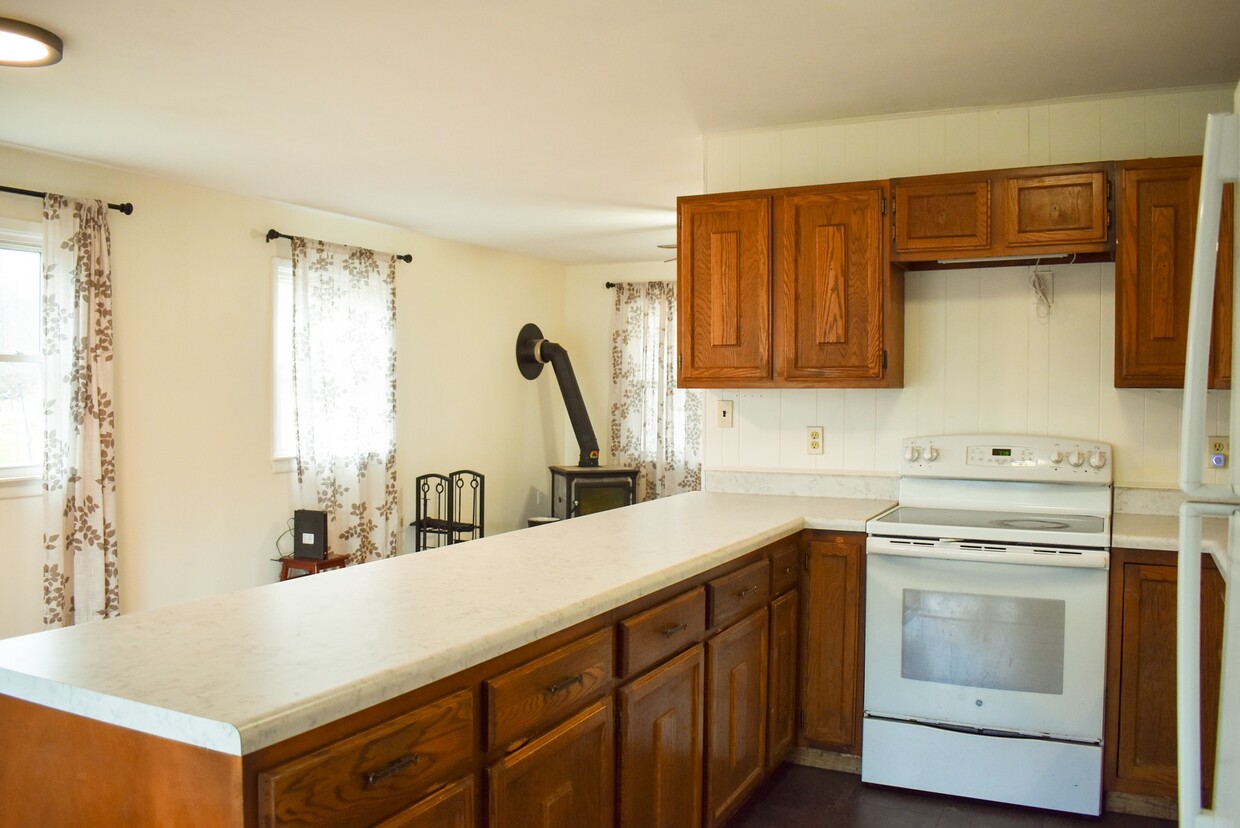 Open kitchen/living - 212 Middle Pownal Rd