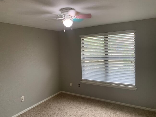 Building Photo - 12500 SW 2nd St