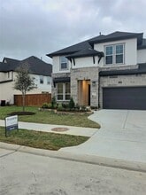 Building Photo - 26018 Maple Bloom Dr
