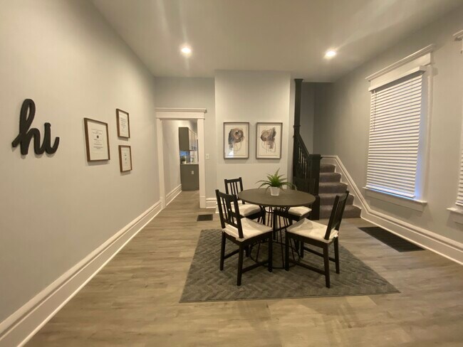 Building Photo - 435 Stoddart Ave