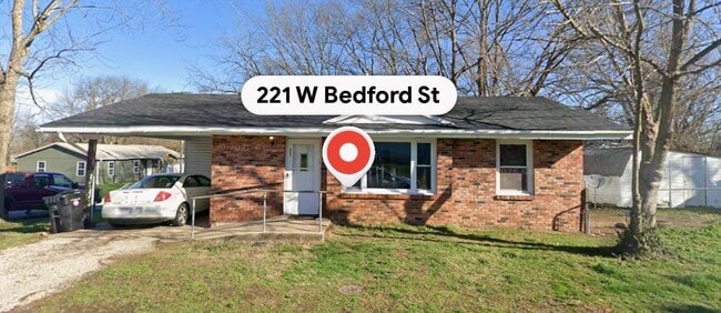 Building Photo - 221 W Bedford St