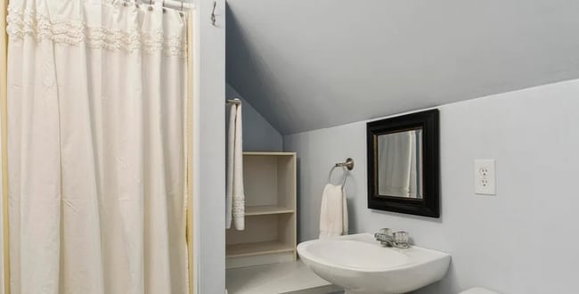 Building Photo - Stunning Show Stopper in Madison - This 5 ...