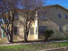 Building Photo - 723 Camden St