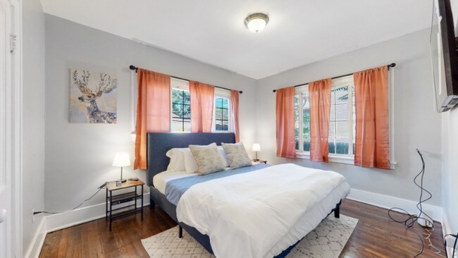 Building Photo - 1137 Colorado Blvd