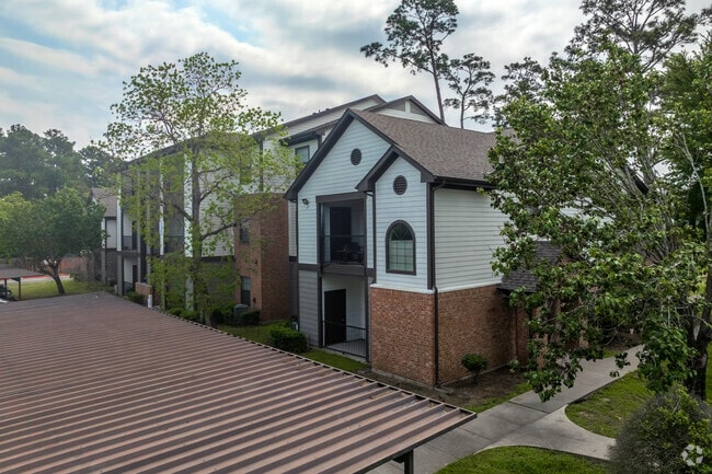 Alternate Building Photo - Edgewater East and West