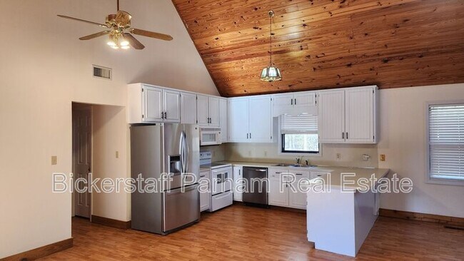 Foto del edificio - 1033 Lick Skillet Rd