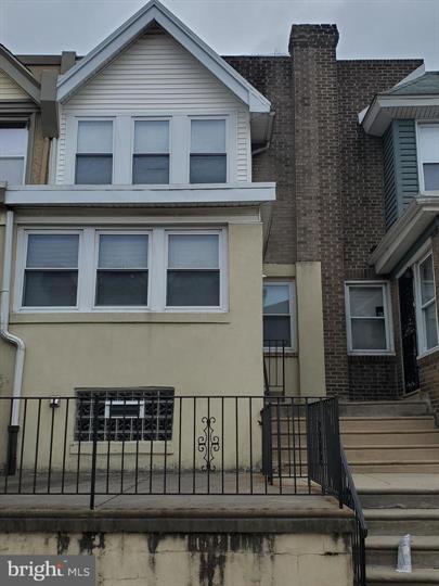 Building Photo - 2056 S Redfield St