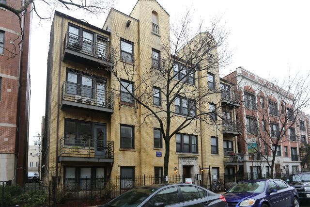 Building Photo - 909 W Dakin St