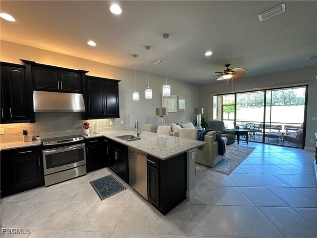 Building Photo - 11916 Five Waters Cir