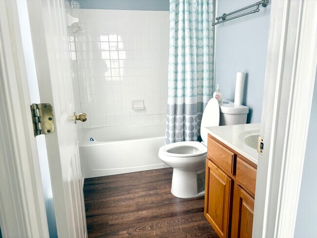 Foto del edificio - 927 Tipton Rd