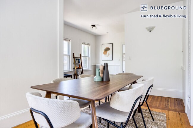 Foto del edificio - 32 Healey St