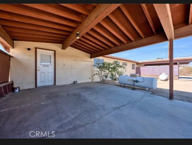 Building Photo - 6560 Sahara Ave