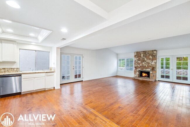 Foto del edificio - Stunning 2 Bed, 2 Bath Home in Casa del So...