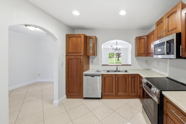 Photo - 12740 Westhampton Cir Townhome