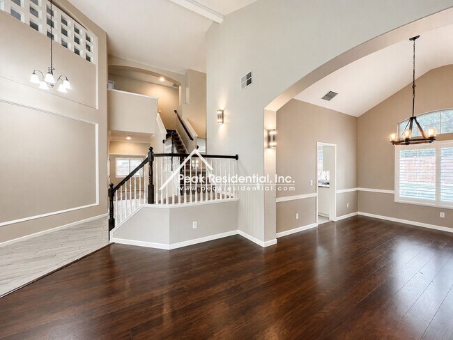 Building Photo - 437 Anacapa Dr
