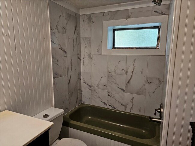 Foto del edificio - 1455 Courtney Ln