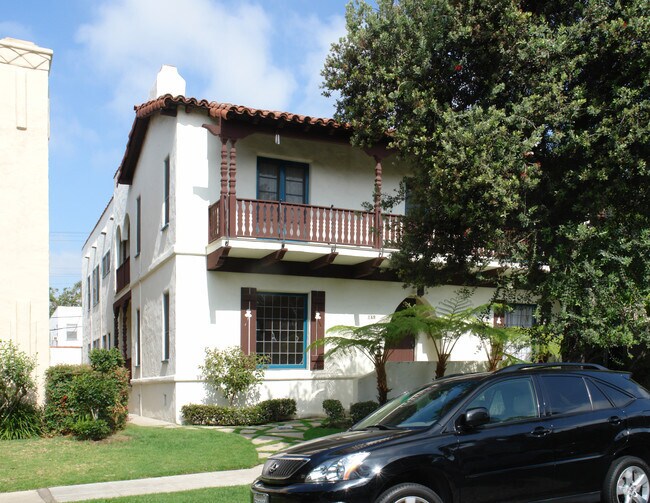 Building Photo - 169 N Clark Dr