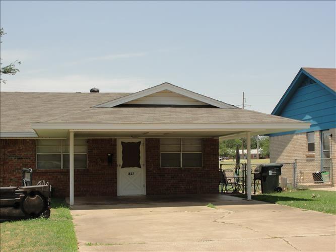 827 Drake Dr, Norman, OK 73071 Townhome Rentals in Norman OK