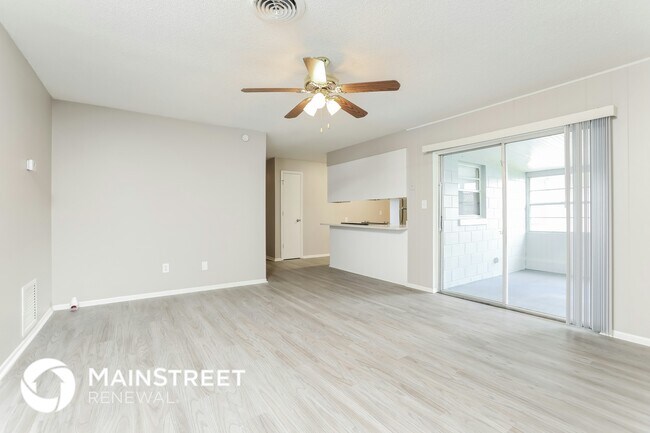 Building Photo - 10620 Jonathan Dr