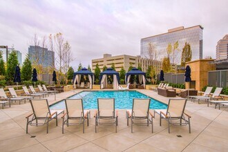 Building Photo - Nouvelle