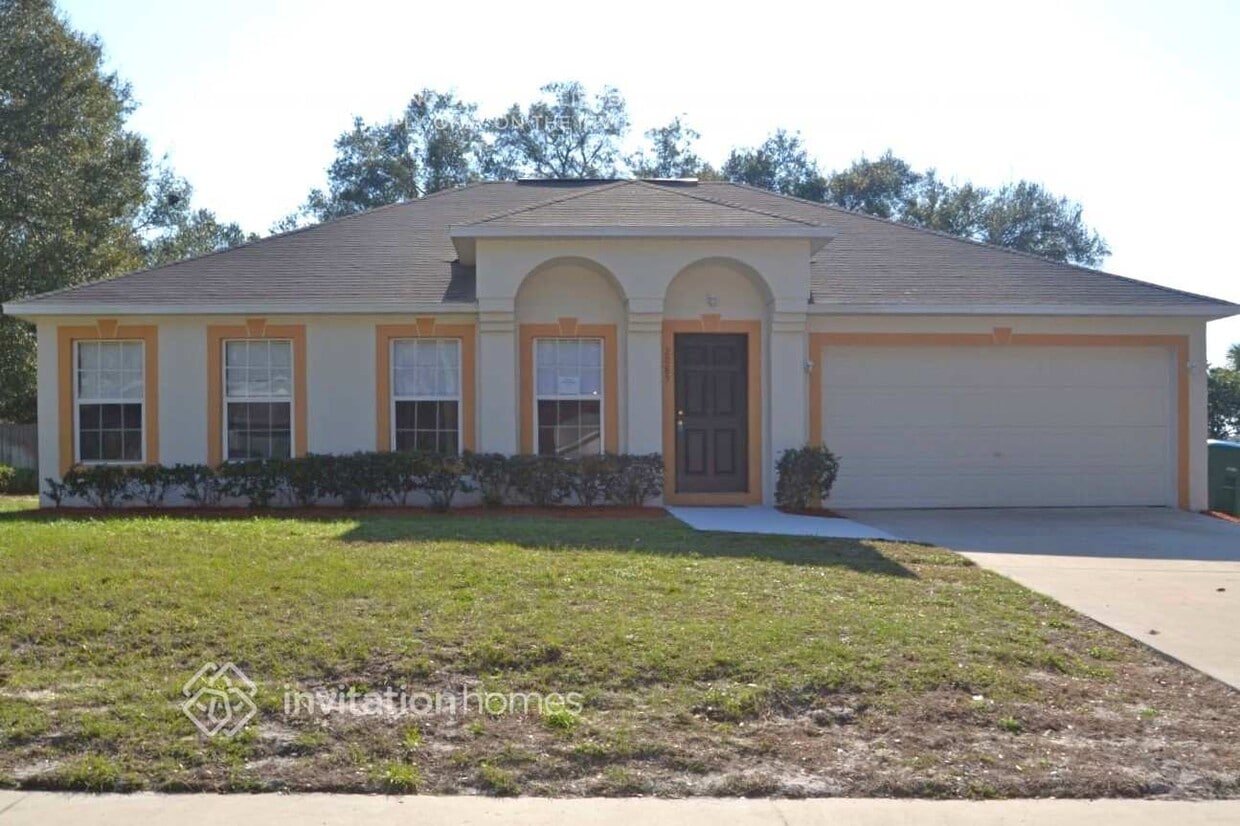 Primary Photo - 2085 Altoona Ln