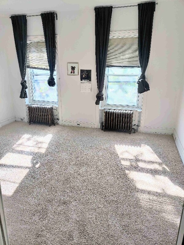 1815 S Broad St Unit 3rd Floor, Philadelphia, PA 19148 Room for Rent