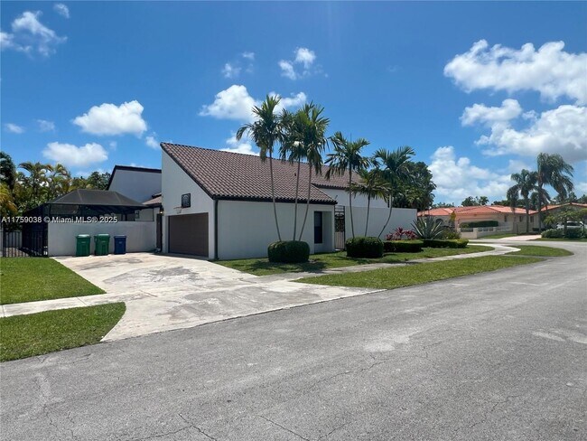 Building Photo - 8735 SW 54th St