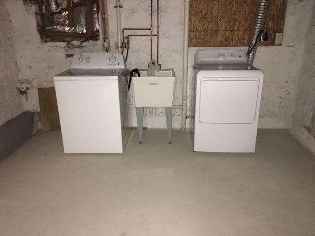 Basement Laundry - 410 9th St