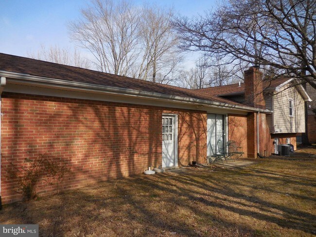 Building Photo - 10913 Brookwood Ave