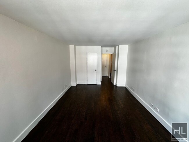 Building Photo - EAST 63 STREET