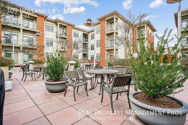 Photo - 309 Holland Ln Apartment