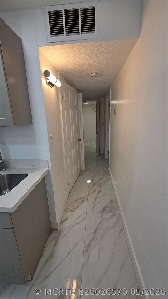 Foto del edificio - 1758 NW 55th Ave