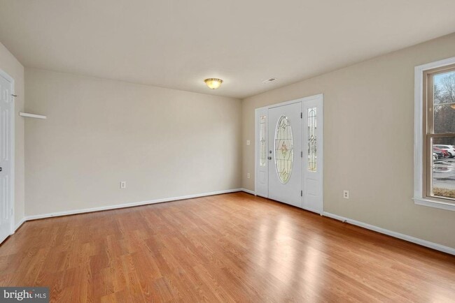 Building Photo - 3271 Westdale Ct