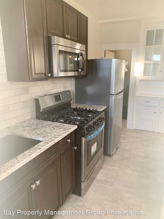 Primary Photo - 3 br, 1 bath House - 5836 N Fairhill St