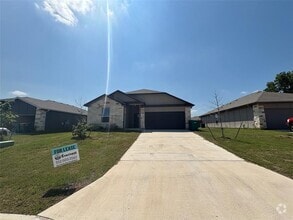 Building Photo - 725 Freedom Cir